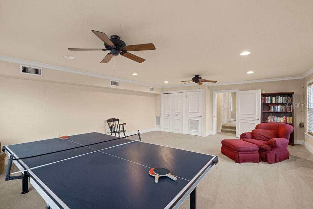 For Sale: $2,850,000 (6 beds, 5 baths, 5255 Square Feet)