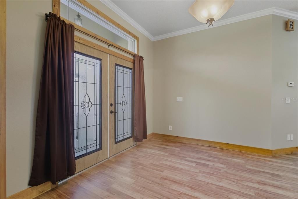 For Sale: $750,000 (4 beds, 3 baths, 3088 Square Feet)