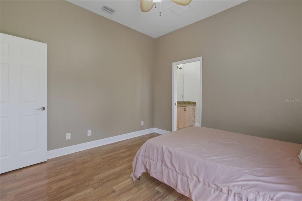 For Sale: $750,000 (4 beds, 3 baths, 3088 Square Feet)