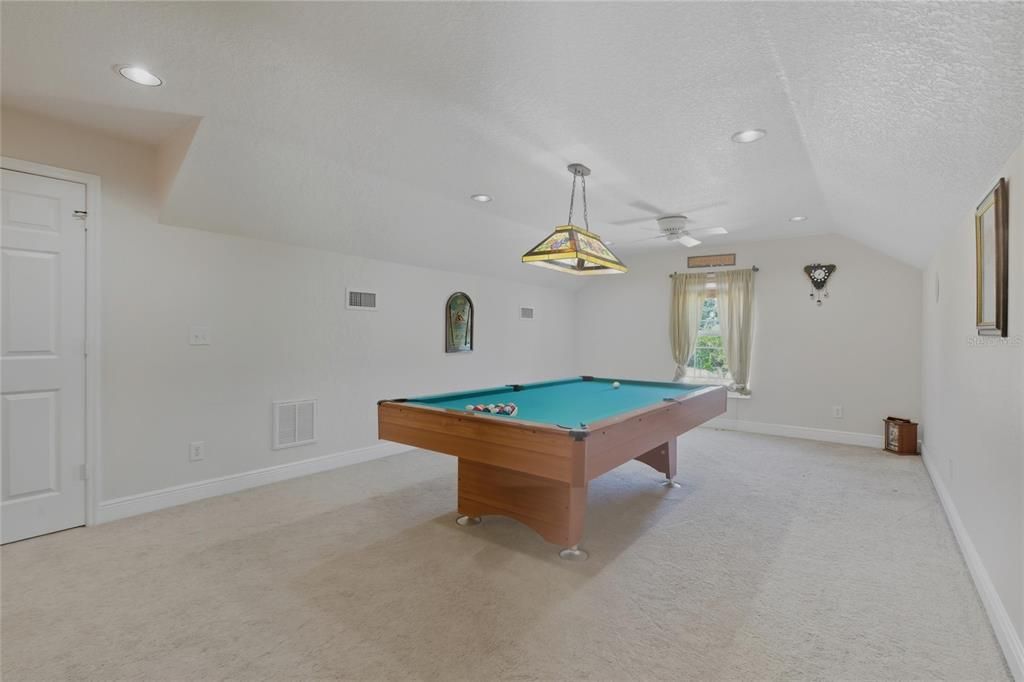 For Sale: $750,000 (4 beds, 3 baths, 3088 Square Feet)