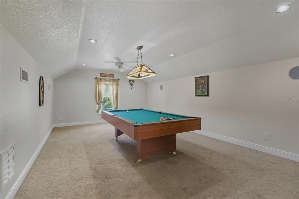 For Sale: $750,000 (4 beds, 3 baths, 3088 Square Feet)