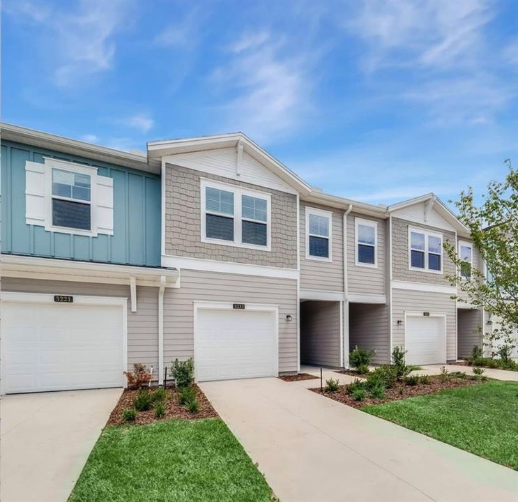 Active With Contract: $219,990 (3 beds, 2 baths, 1707 Square Feet)