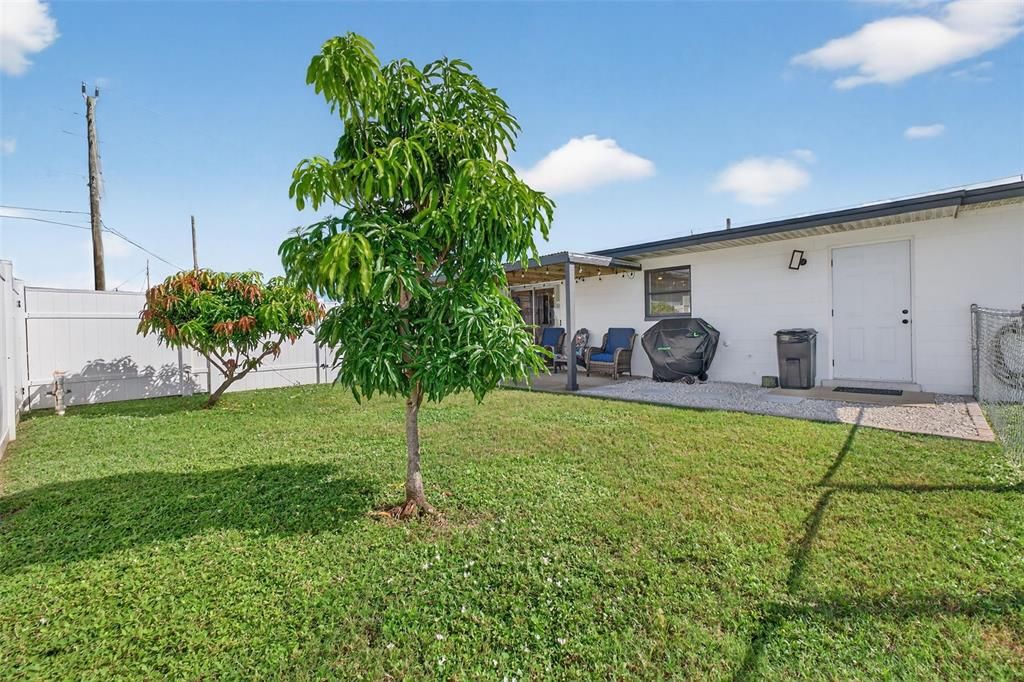 For Sale: $464,900 (3 beds, 2 baths, 1350 Square Feet)