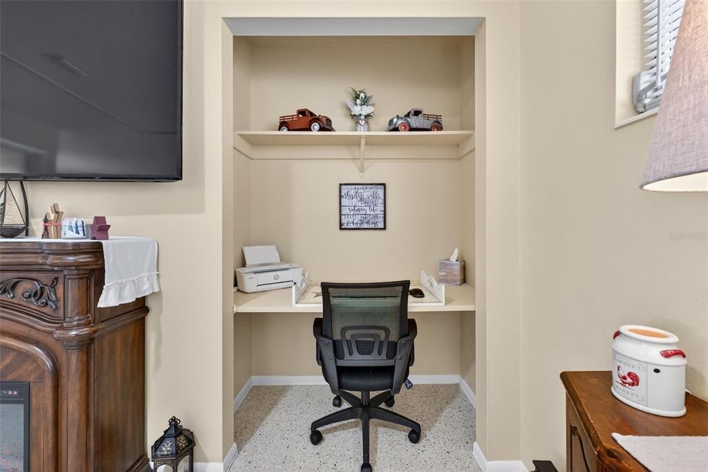 For Sale: $464,900 (3 beds, 2 baths, 1350 Square Feet)