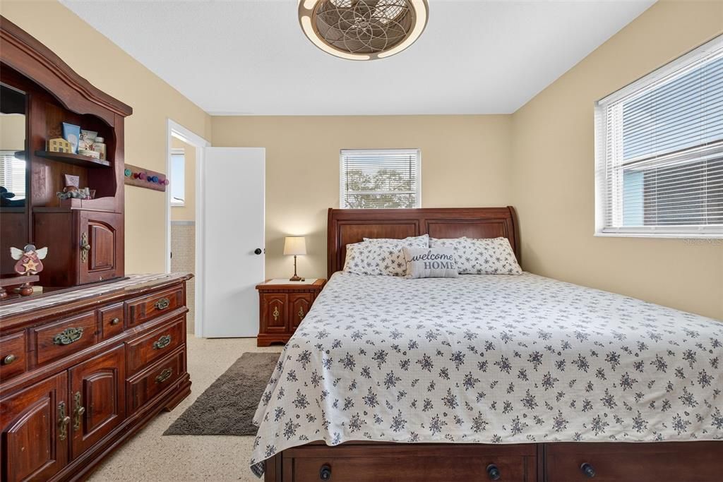 For Sale: $464,900 (3 beds, 2 baths, 1350 Square Feet)