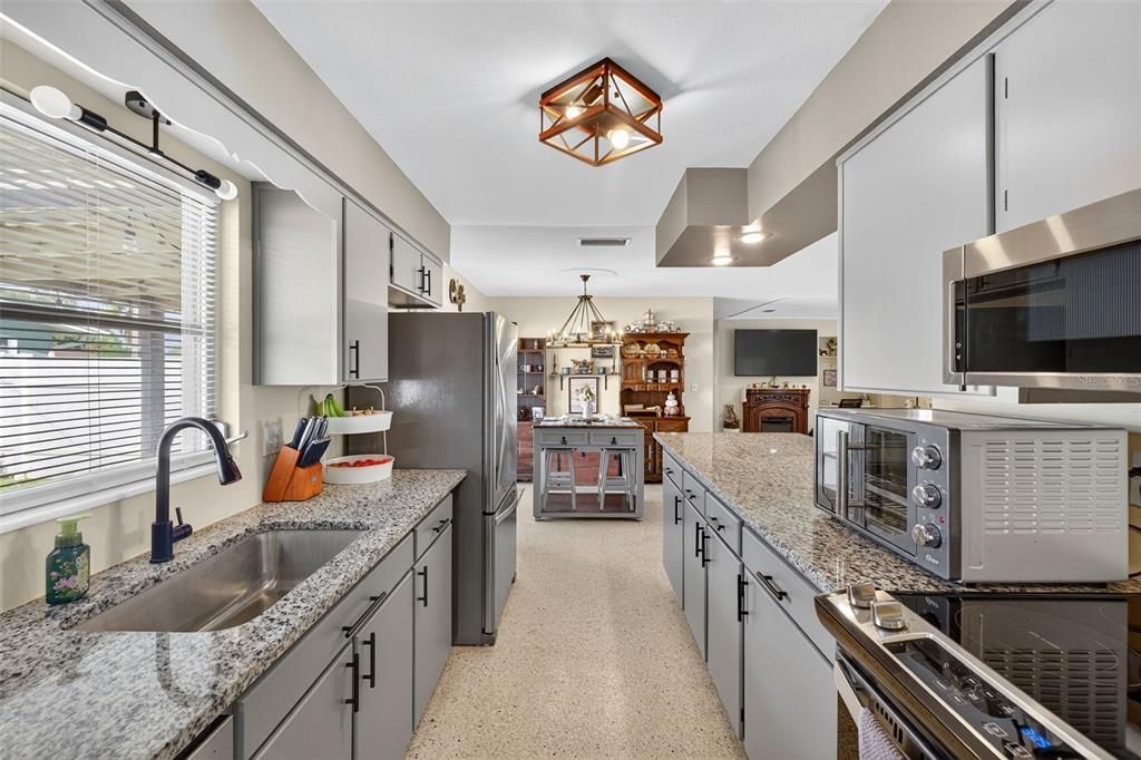 For Sale: $464,900 (3 beds, 2 baths, 1350 Square Feet)