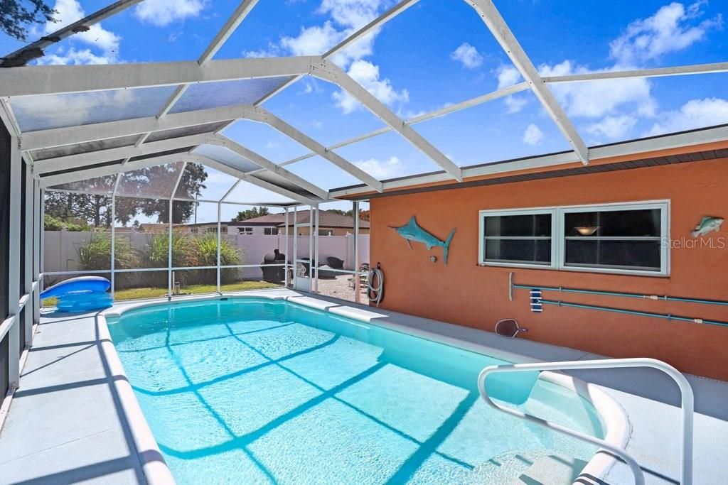 На продажу: $278,900 (2 спален, 2 ванн, 1480 Квадратных фут)