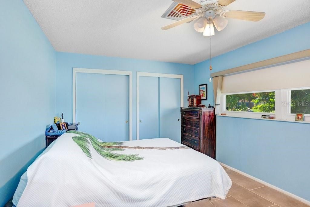 На продажу: $278,900 (2 спален, 2 ванн, 1480 Квадратных фут)