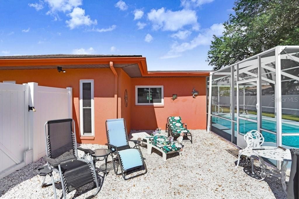 На продажу: $278,900 (2 спален, 2 ванн, 1480 Квадратных фут)