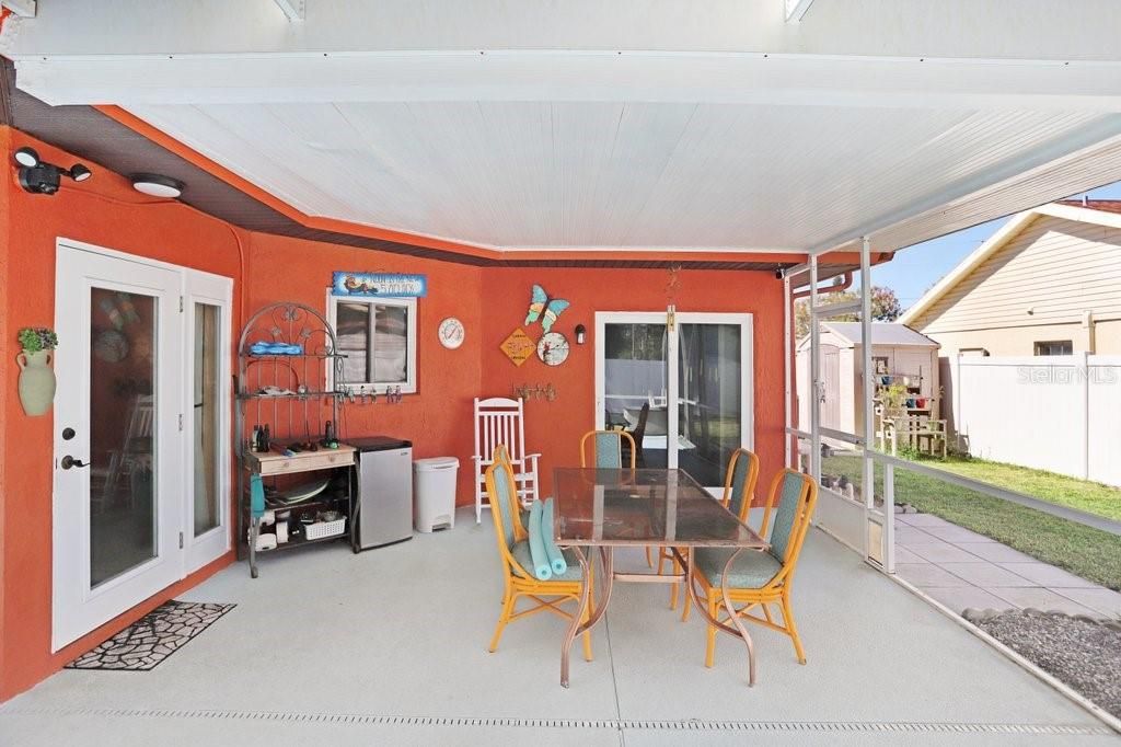 На продажу: $278,900 (2 спален, 2 ванн, 1480 Квадратных фут)