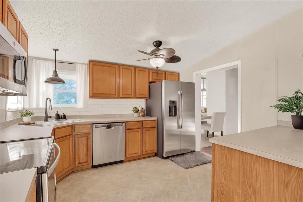 En Venta: $499,999 (0 camas, 0 baños, 1584 Pies cuadrados)