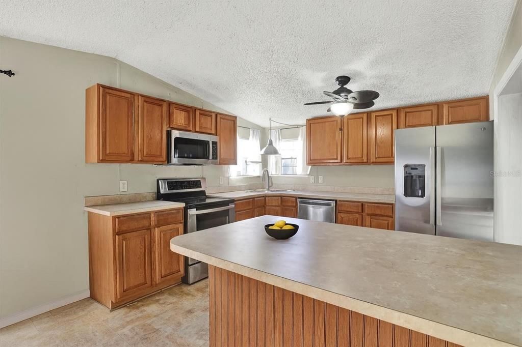 En Venta: $499,999 (0 camas, 0 baños, 1584 Pies cuadrados)