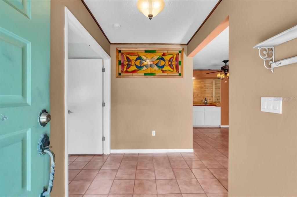 For Sale: $325,000 (3 beds, 2 baths, 2052 Square Feet)