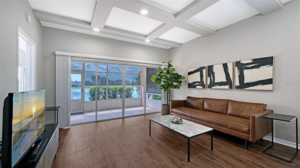 For Sale: $245,000 (2 beds, 2 baths, 1193 Square Feet)