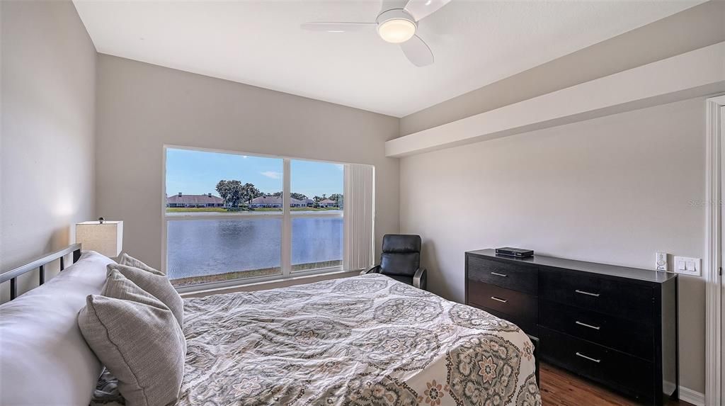 For Sale: $245,000 (2 beds, 2 baths, 1193 Square Feet)