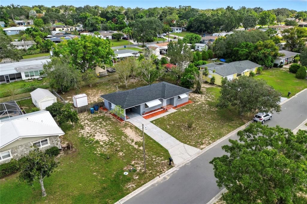 待售: $196,000 (2 贝兹, 1 浴室, 1068 平方英尺)