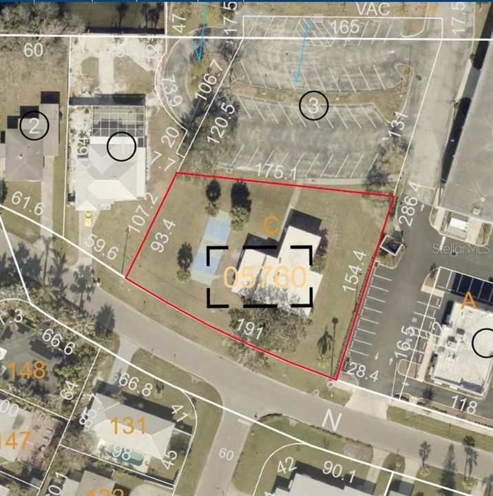 En Venta: $750,000 (0.50 acres)