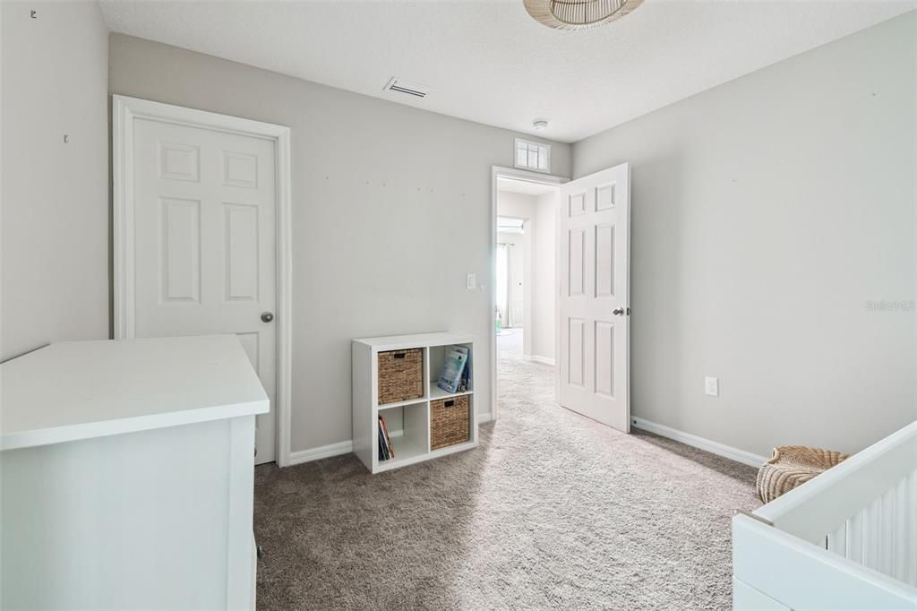 Под контрактом: $559,000 (5 спален, 3 ванн, 2471 Квадратных фут)