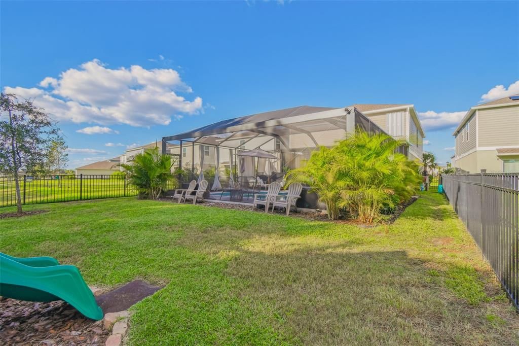 Под контрактом: $559,000 (5 спален, 3 ванн, 2471 Квадратных фут)