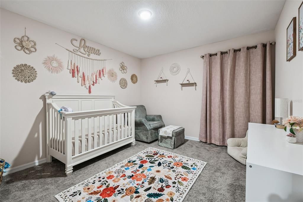 Под контрактом: $559,000 (5 спален, 3 ванн, 2471 Квадратных фут)