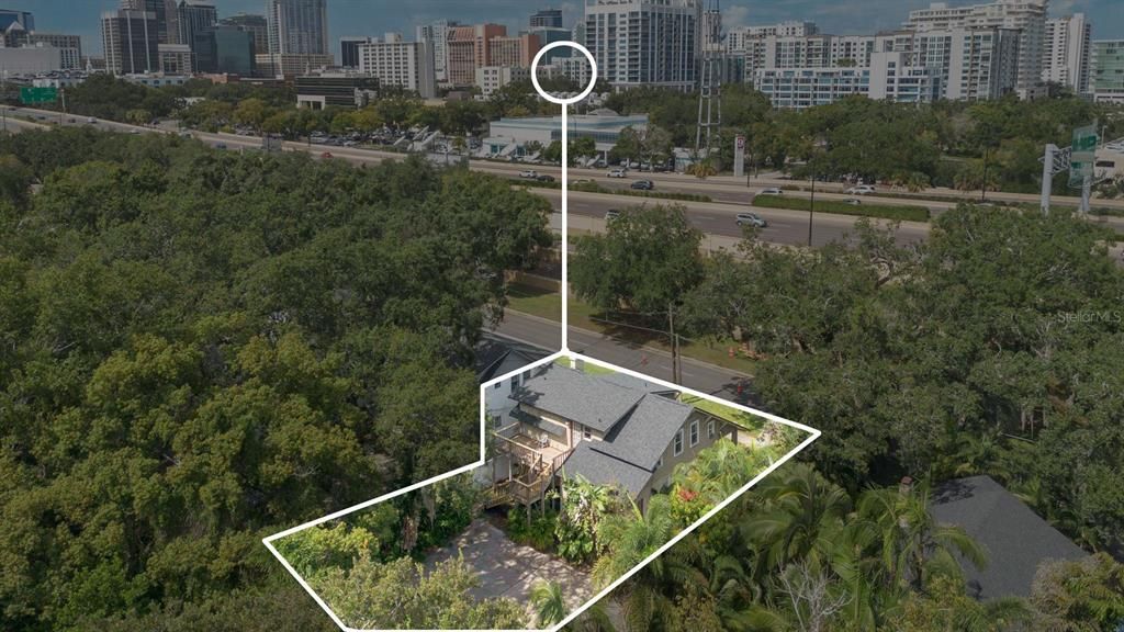 出租: $1,850 (2 贝兹, 1 浴室, 800 平方英尺)