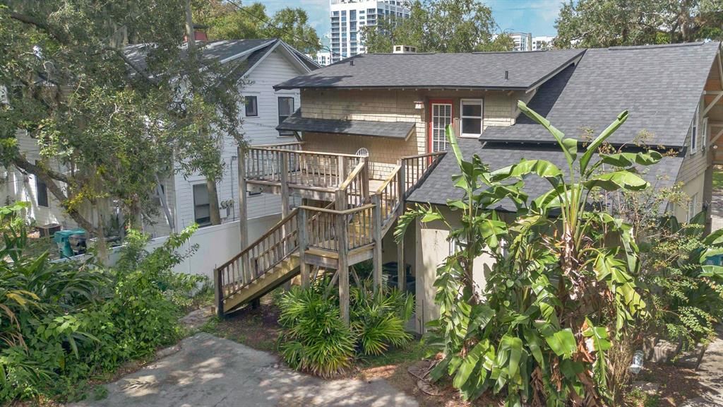 出租: $1,850 (2 贝兹, 1 浴室, 800 平方英尺)