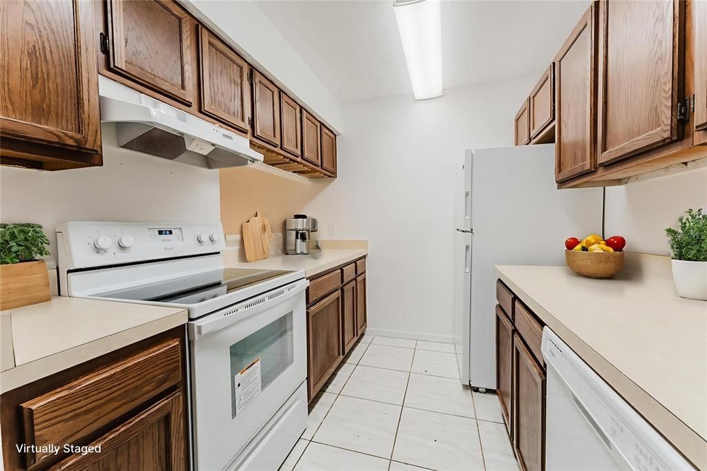 Activo con contrato: $235,000 (3 camas, 2 baños, 1159 Pies cuadrados)