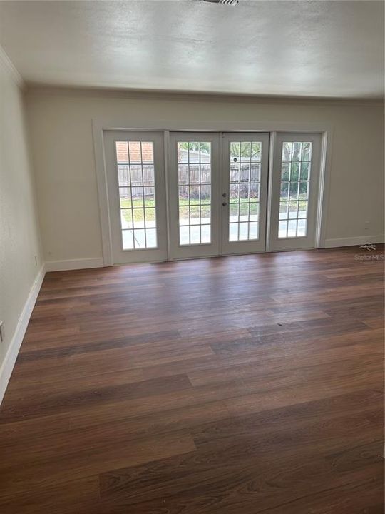 出租: $5,500 (3 贝兹, 2 浴室, 1969 平方英尺)