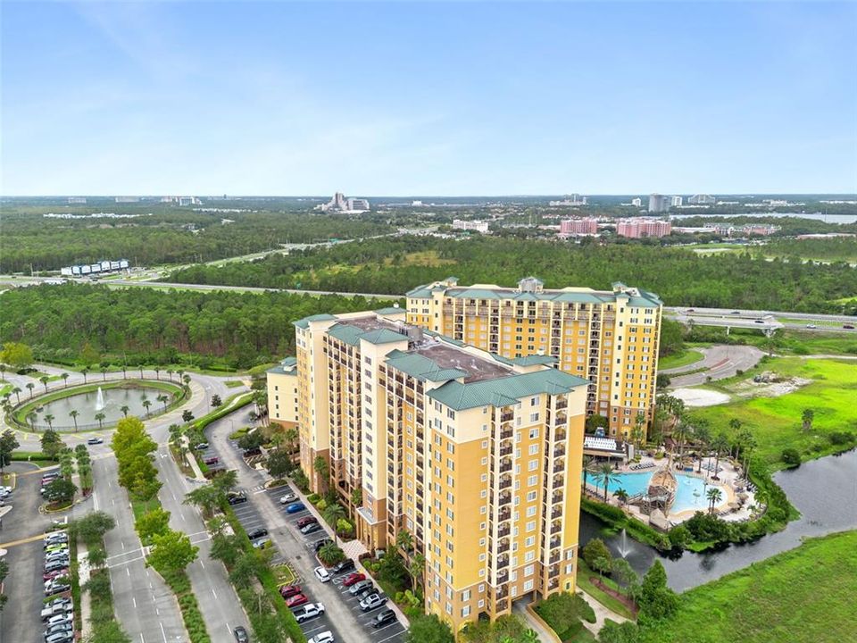 Activo con contrato: $159,999 (2 camas, 2 baños, 1060 Pies cuadrados)