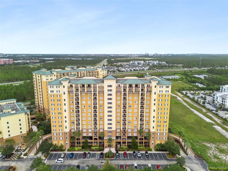 Activo con contrato: $159,999 (2 camas, 2 baños, 1060 Pies cuadrados)