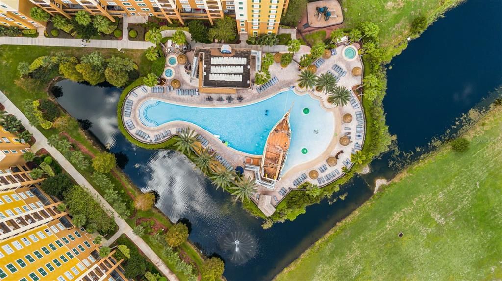 Activo con contrato: $159,999 (2 camas, 2 baños, 1060 Pies cuadrados)