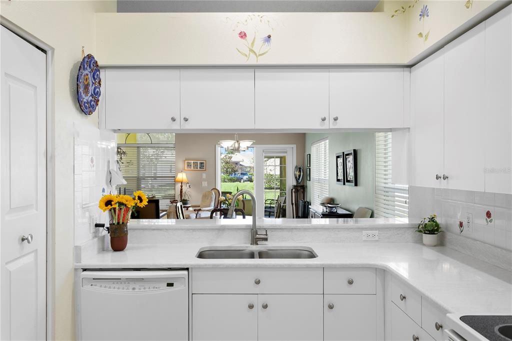 For Sale: $399,900 (3 beds, 2 baths, 1773 Square Feet)