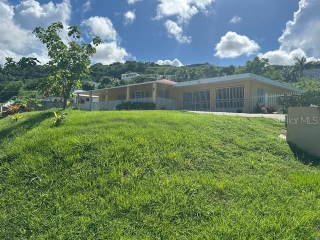 For Sale: $575,000 (4 beds, 2 baths, 1825 Square Feet)