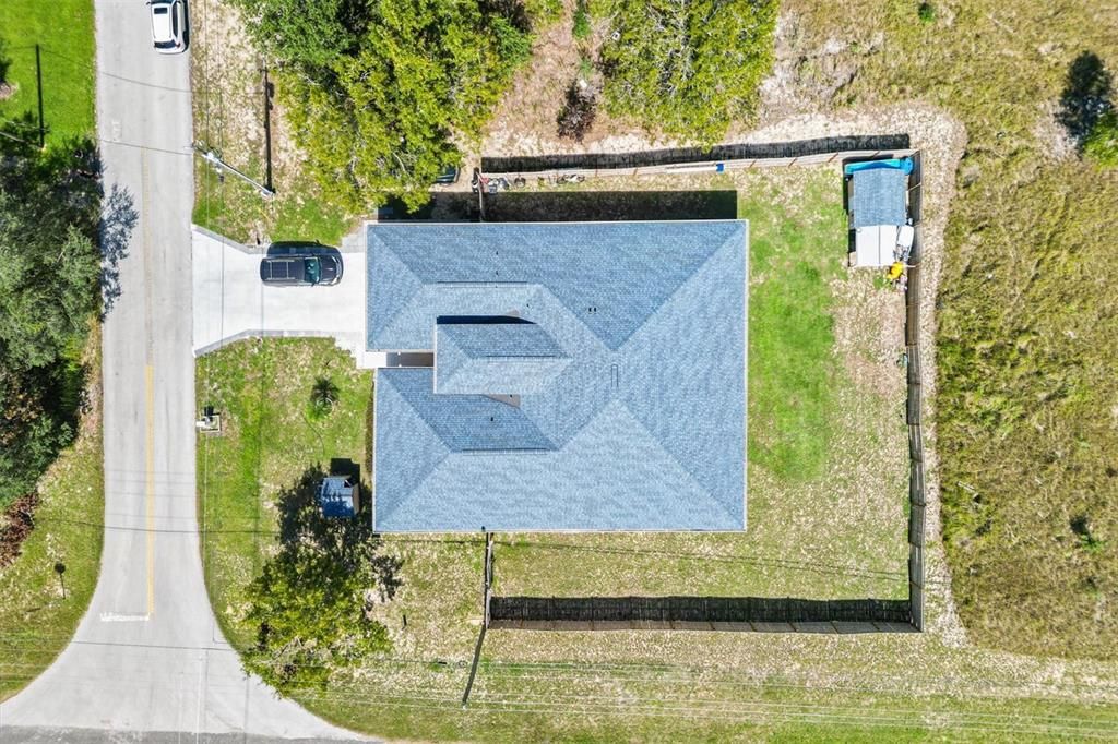 For Sale: $400,000 (5 beds, 2 baths, 2886 Square Feet)