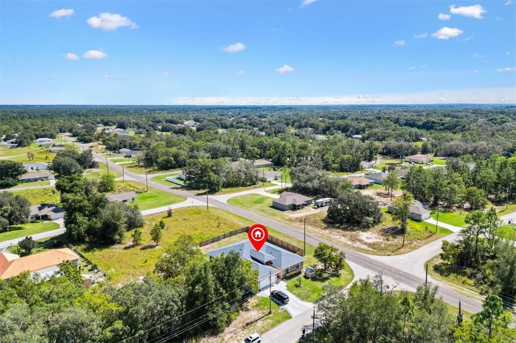 For Sale: $400,000 (5 beds, 2 baths, 2886 Square Feet)