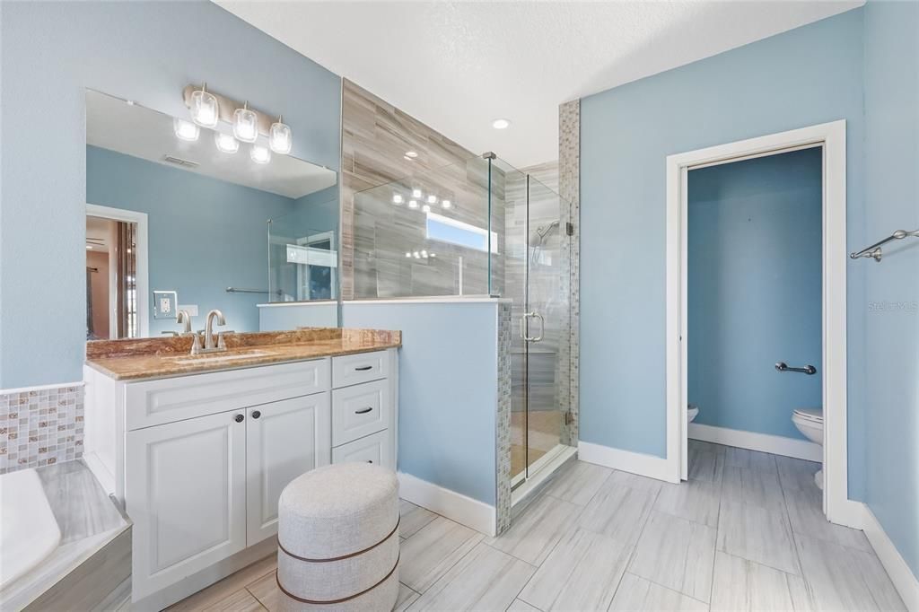 En Venta: $752,500 (5 camas, 3 baños, 3411 Pies cuadrados)