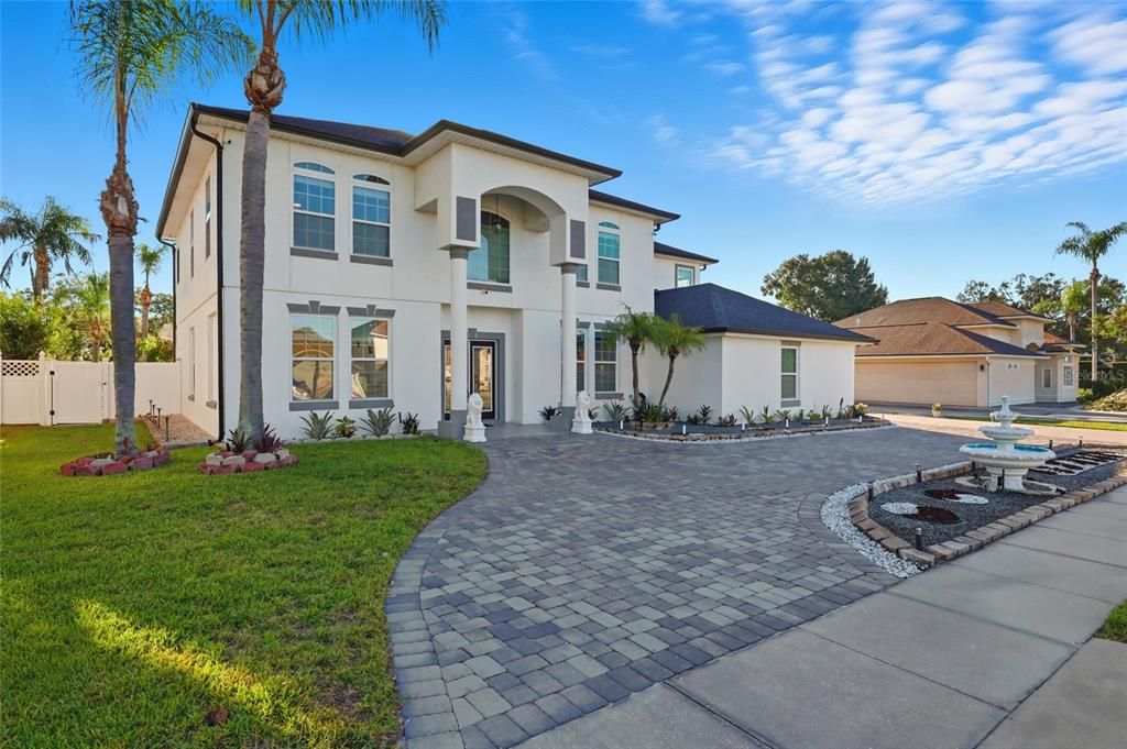 En Venta: $752,500 (5 camas, 3 baños, 3411 Pies cuadrados)