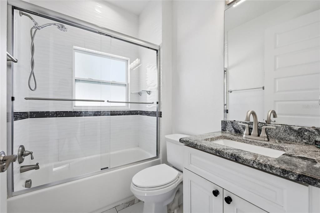 En Venta: $752,500 (5 camas, 3 baños, 3411 Pies cuadrados)