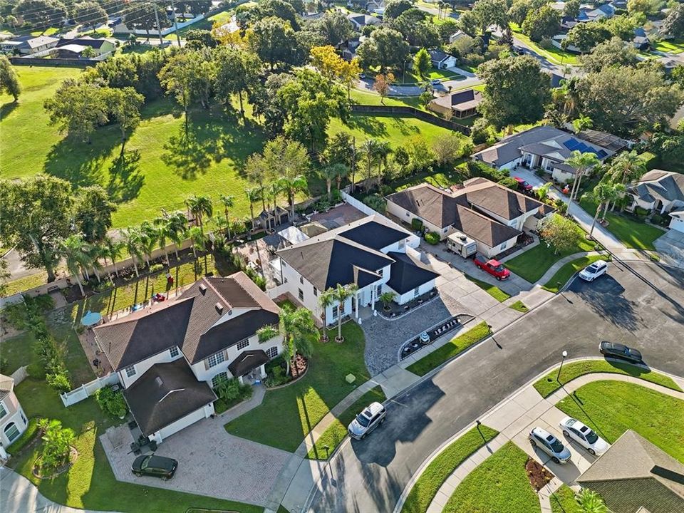 En Venta: $752,500 (5 camas, 3 baños, 3411 Pies cuadrados)