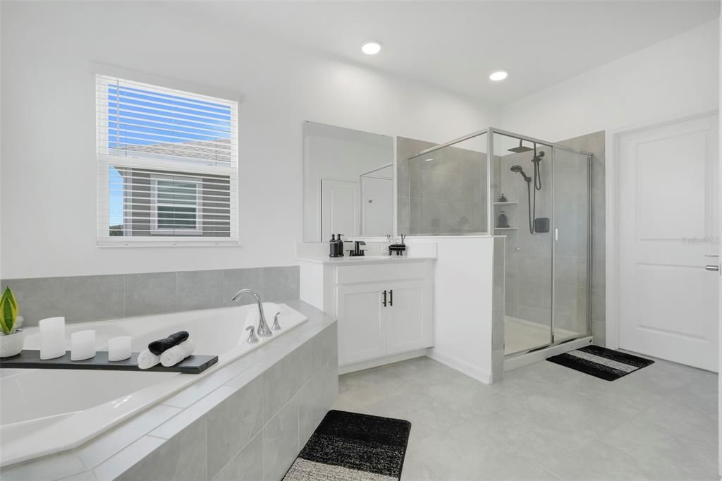 En Venta: $499,990 (5 camas, 3 baños, 3291 Pies cuadrados)