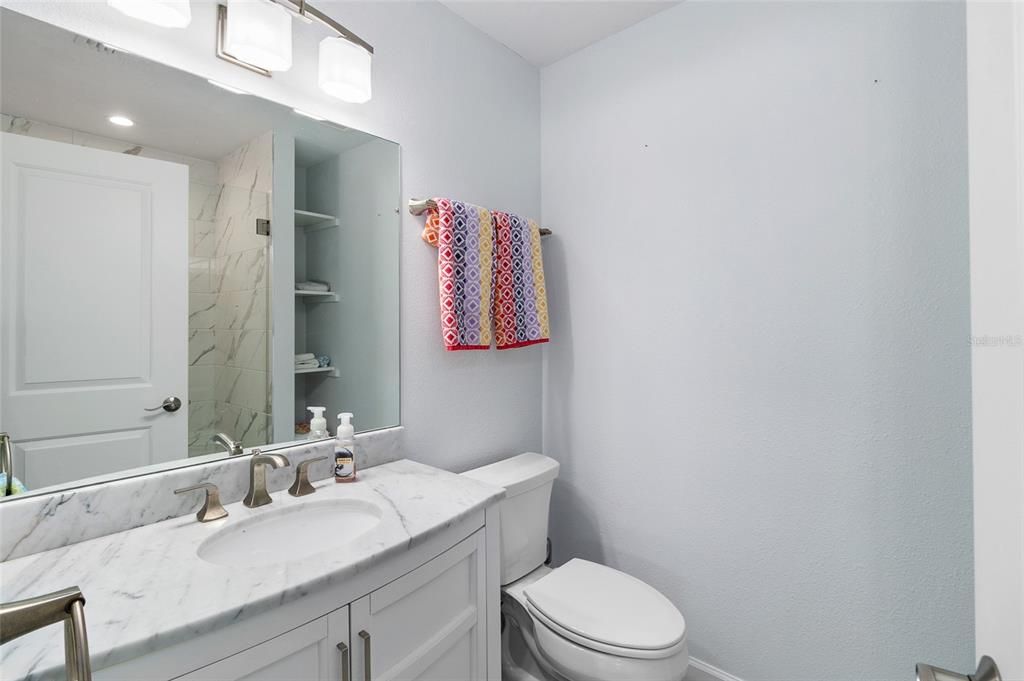 For Sale: $2,995,000 (2 beds, 2 baths, 1131 Square Feet)