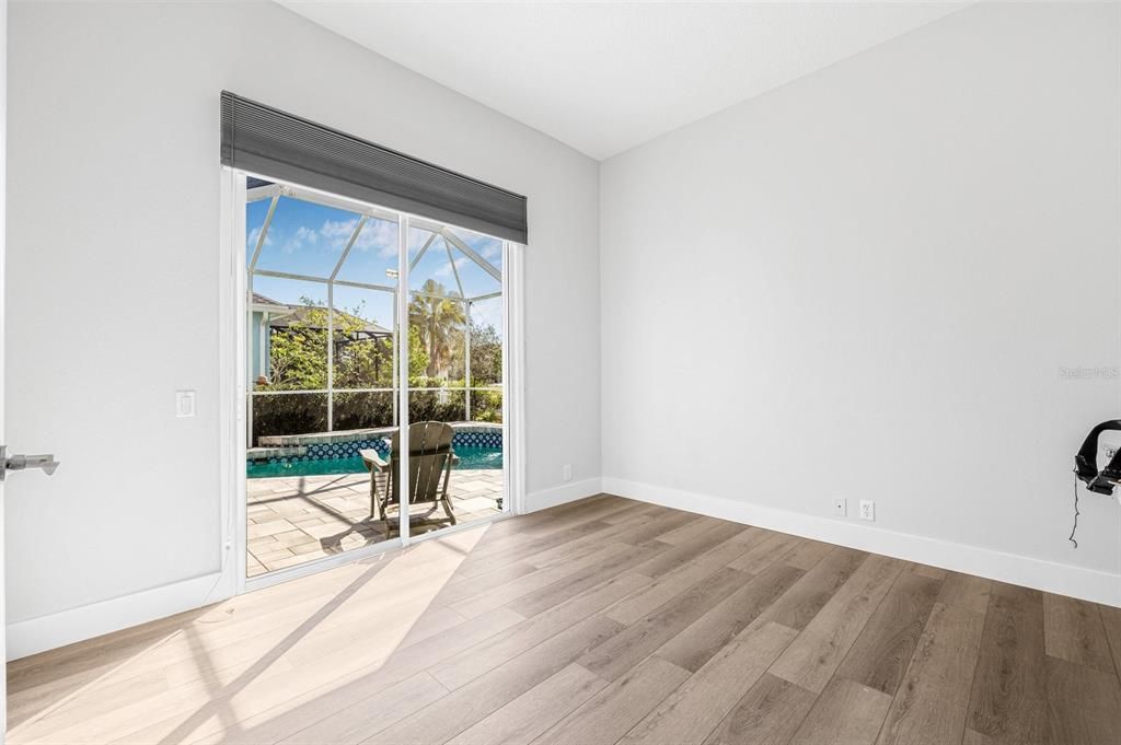 For Sale: $999,000 (4 beds, 3 baths, 2433 Square Feet)