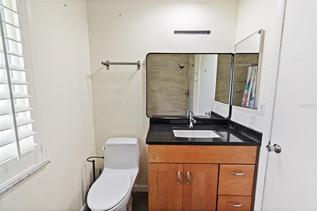 For Sale: $205,000 (2 beds, 2 baths, 1704 Square Feet)