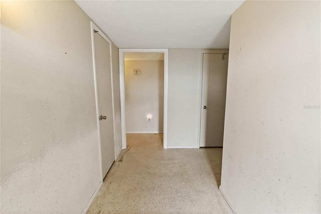 For Sale: $205,000 (2 beds, 2 baths, 1704 Square Feet)