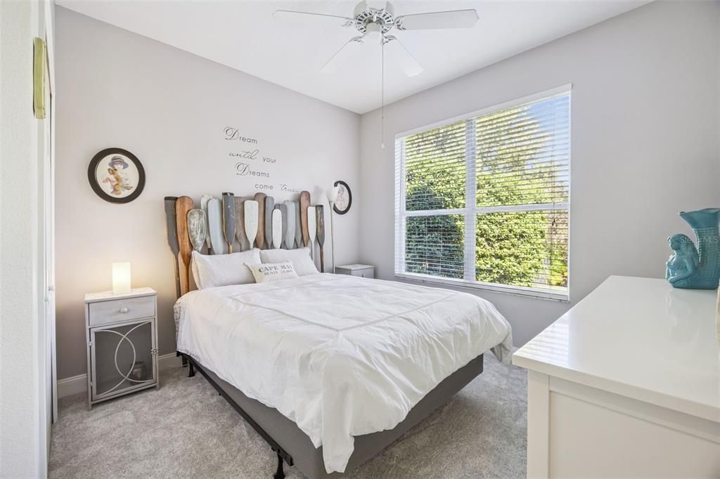 Под контрактом: $525,000 (4 спален, 2 ванн, 2141 Квадратных фут)