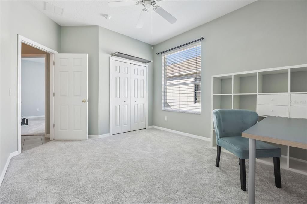 Под контрактом: $525,000 (4 спален, 2 ванн, 2141 Квадратных фут)