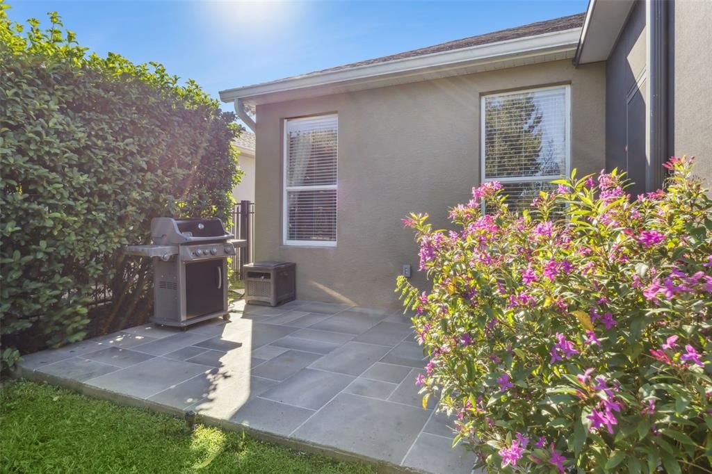 Под контрактом: $525,000 (4 спален, 2 ванн, 2141 Квадратных фут)