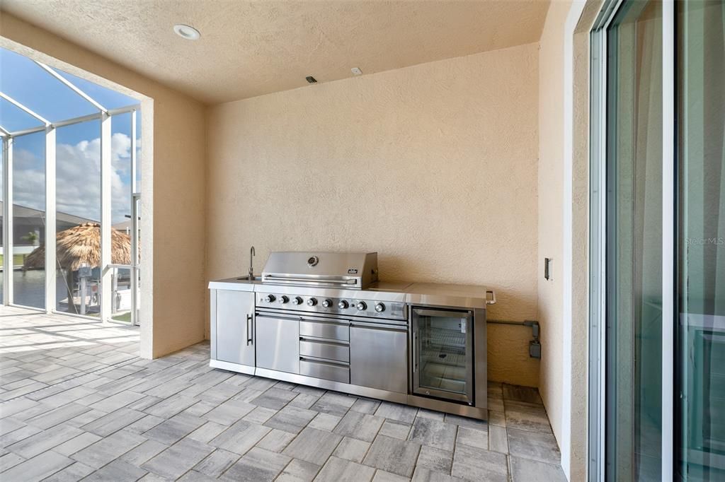 For Sale: $1,500,000 (3 beds, 2 baths, 2054 Square Feet)