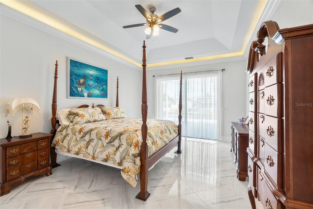 For Sale: $1,500,000 (3 beds, 2 baths, 2054 Square Feet)