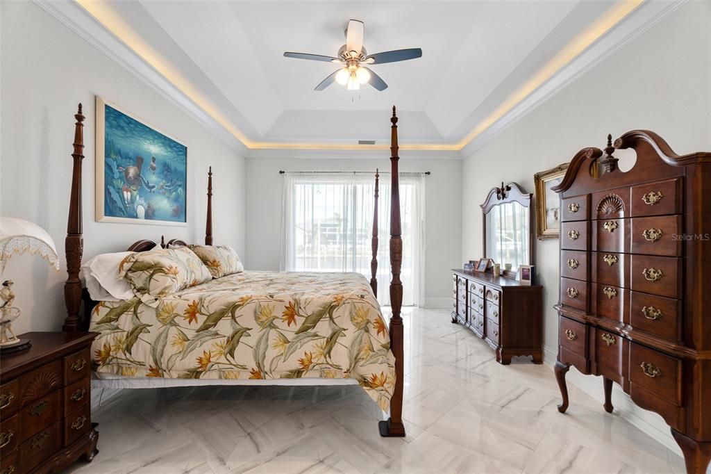 For Sale: $1,500,000 (3 beds, 2 baths, 2054 Square Feet)